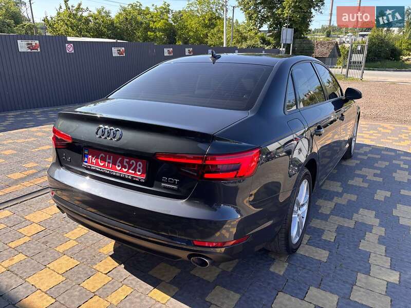 Седан Audi A4 2017 в Львове