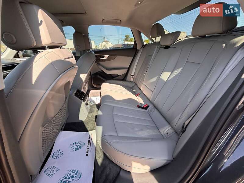 Седан Audi A4 2017 в Львове