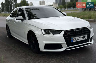 Седан Audi A4 2019 в Киеве