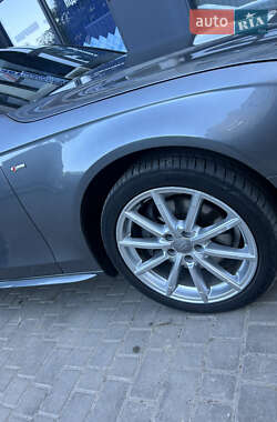 Седан Audi A4 2015 в 