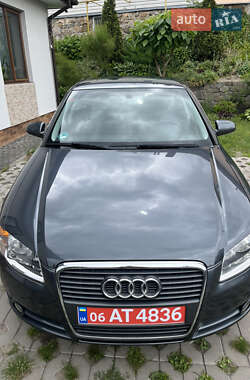 Седан Audi A4 2005 в 