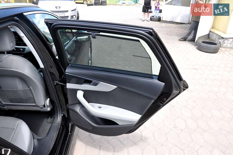 Универсал Audi A4 2020 в Львове