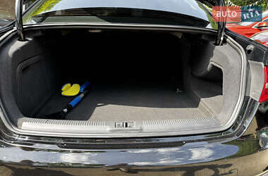 Седан Audi A4 2013 в 