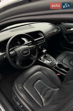 Седан Audi A4 2013 в 