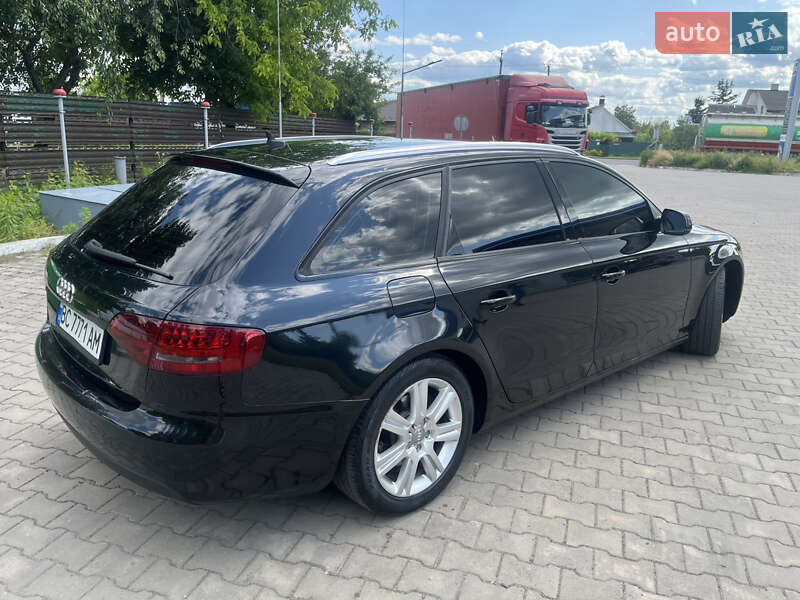 Универсал Audi A4 2011 в Владимире