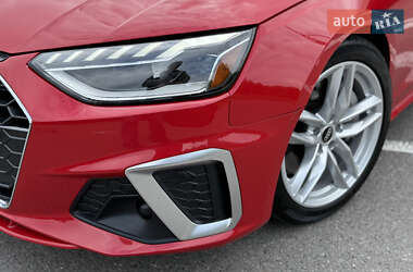 Седан Audi A4 2023 в 