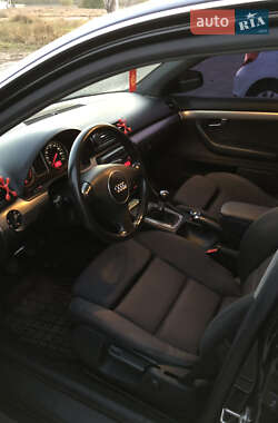 Универсал Audi A4 2004 в 