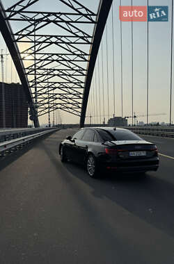 Седан Audi A4 2016 в Киеве