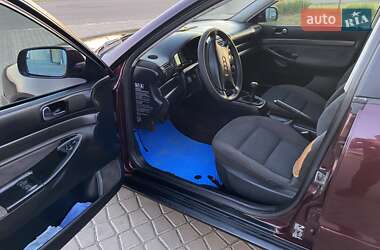 Седан Audi A4 1995 в 