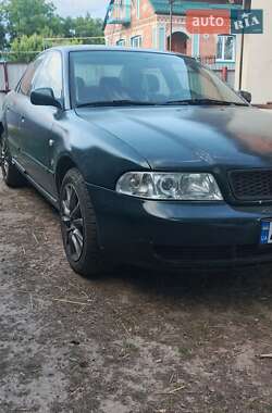 Седан Audi A4 1996 в 