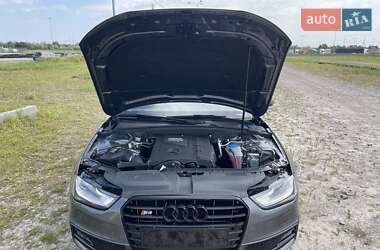 Седан Audi A4 2015 в 