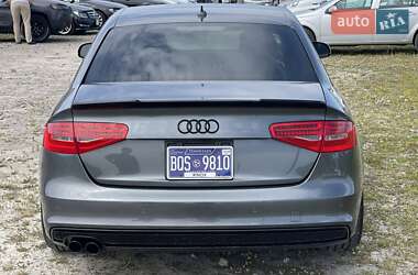 Седан Audi A4 2015 в 