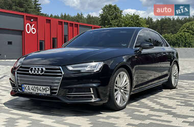Седан Audi A4 2018 в 