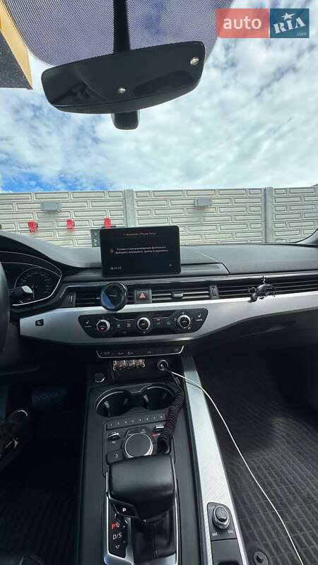 Седан Audi A4 2016 в Одессе