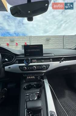 Седан Audi A4 2016 в 