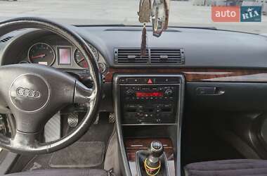 Седан Audi A4 2001 в 