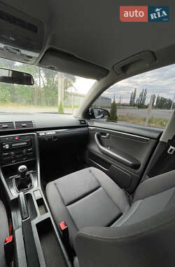 Седан Audi A4 2003 в 
