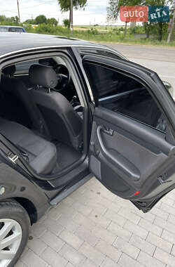 Седан Audi A4 2003 в 