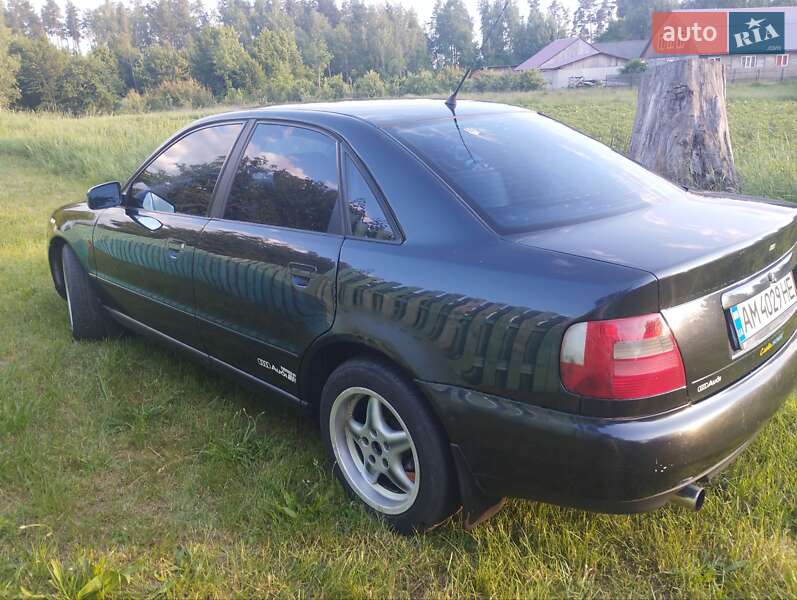 Седан Audi A4 1998 в Житомире