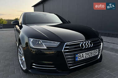 Седан Audi A4 2016 в 