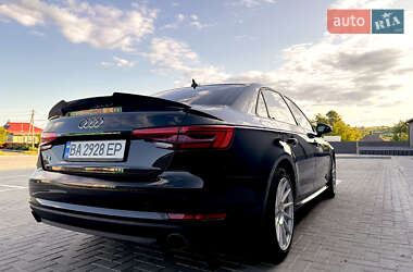 Седан Audi A4 2016 в 