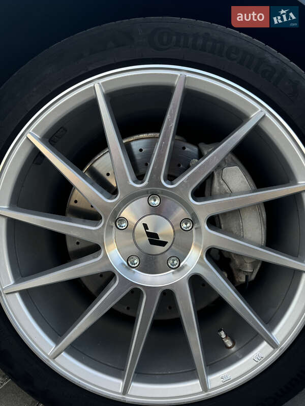 Седан Audi A4 2016 в Новоукраинке