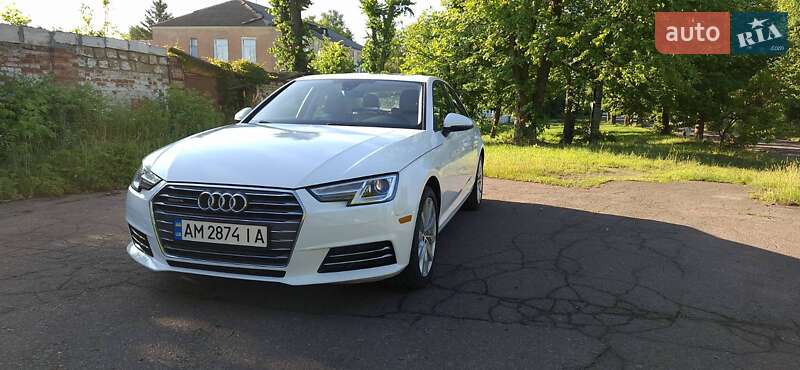 Седан Audi A4 2016 в 