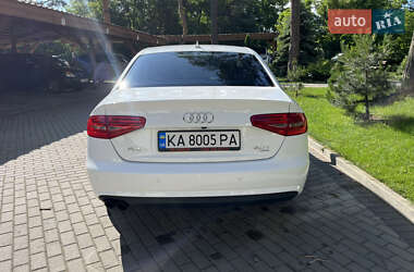 Седан Audi A4 2012 в 
