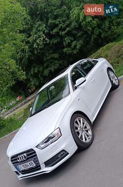 Седан Audi A4 2015 в 