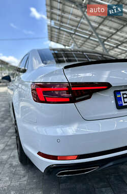 Седан Audi A4 2018 в 