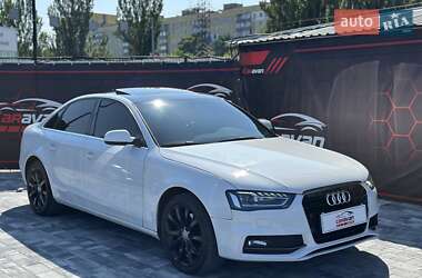 Седан Audi A4 2012 в 