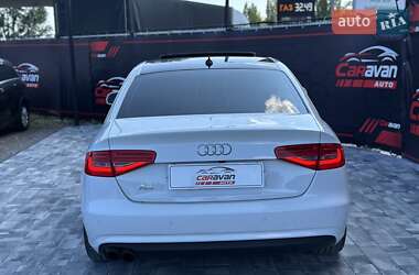 Седан Audi A4 2012 в 