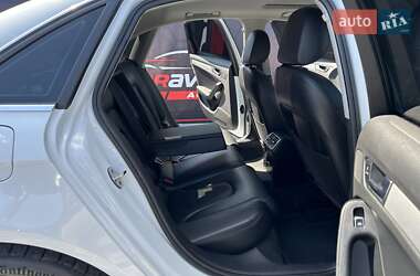 Седан Audi A4 2012 в 