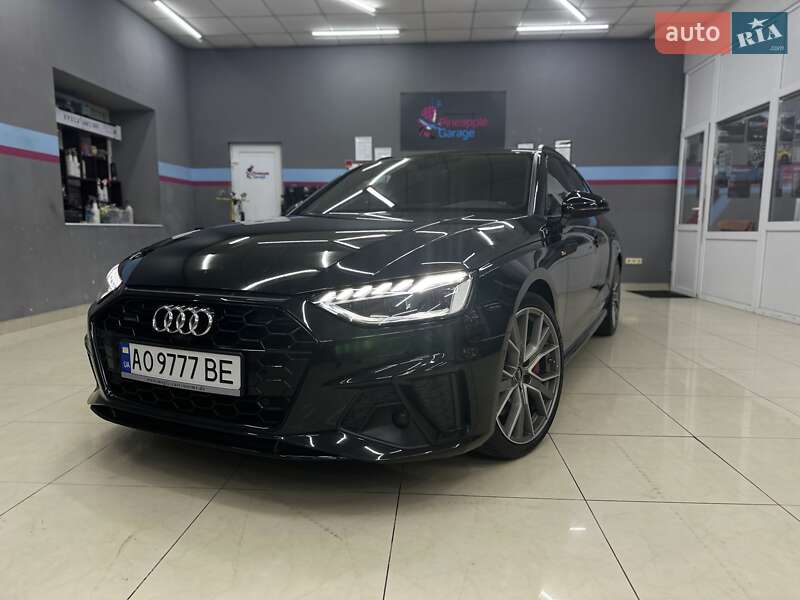 Универсал Audi A4 2021 в Ужгороде