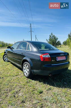 Седан Audi A4 2003 в 