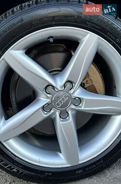 Седан Audi A4 2011 в 