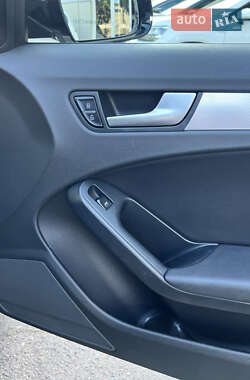 Седан Audi A4 2011 в 