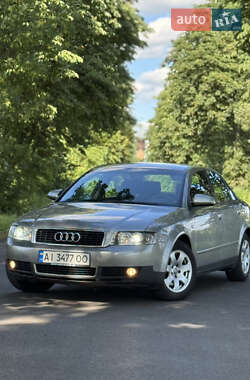 Седан Audi A4 2001 в 