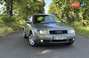 Седан Audi A4 2001 в 