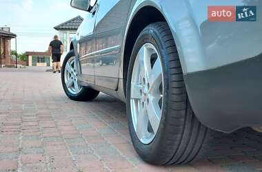 Универсал Audi A4 2002 в 