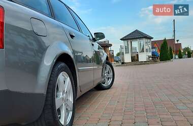 Универсал Audi A4 2002 в 