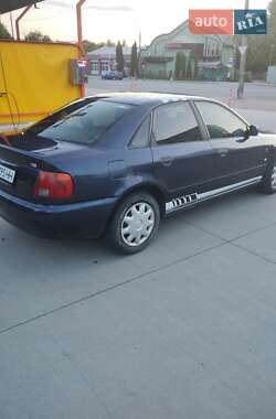 Седан Audi A4 1996 в Бердичеве