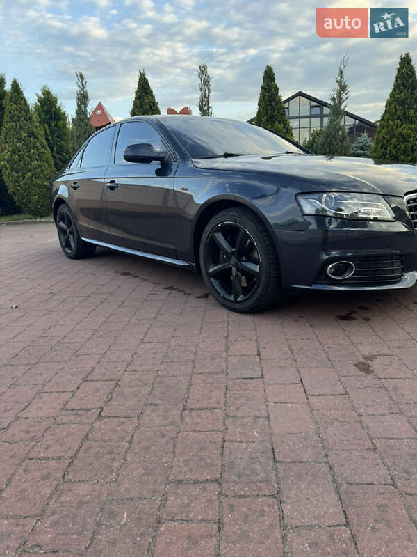 Седан Audi A4 2012 в Стрые