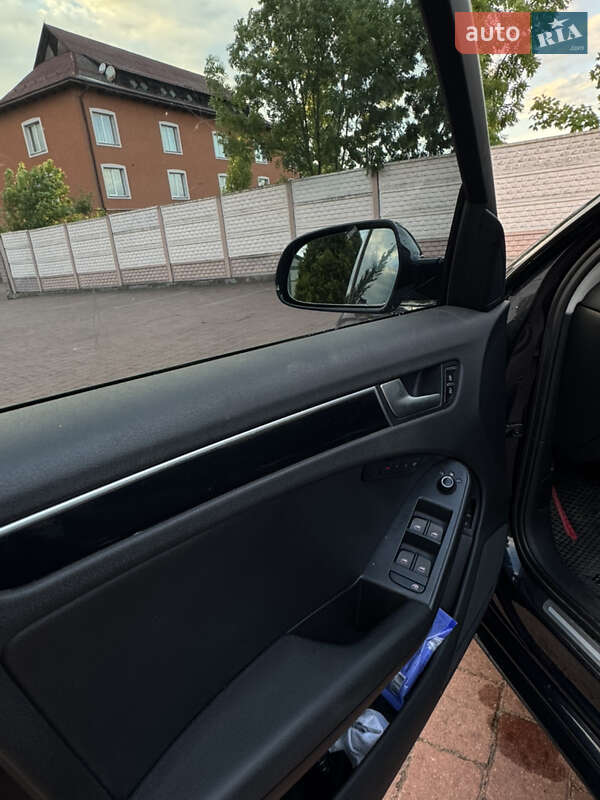 Седан Audi A4 2012 в Стрые