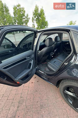 Седан Audi A4 2012 в 