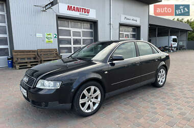 Седан Audi A4 2004 в Сарнах
