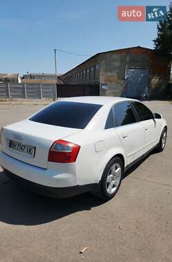 Седан Audi A4 2002 в 
