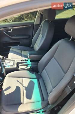 Седан Audi A4 2002 в 