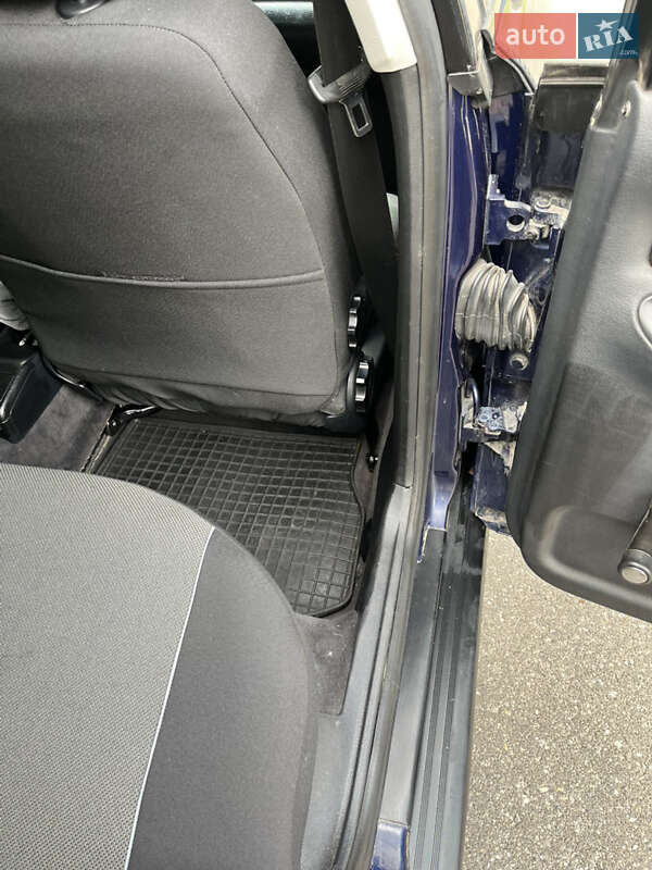 Седан Audi A4 1997 в Киеве