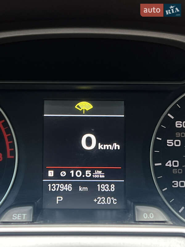 Седан Audi A4 2015 в Львове